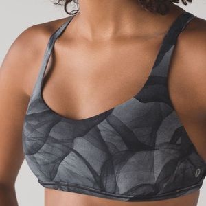 Lululemon Free to Be Zen Bra
